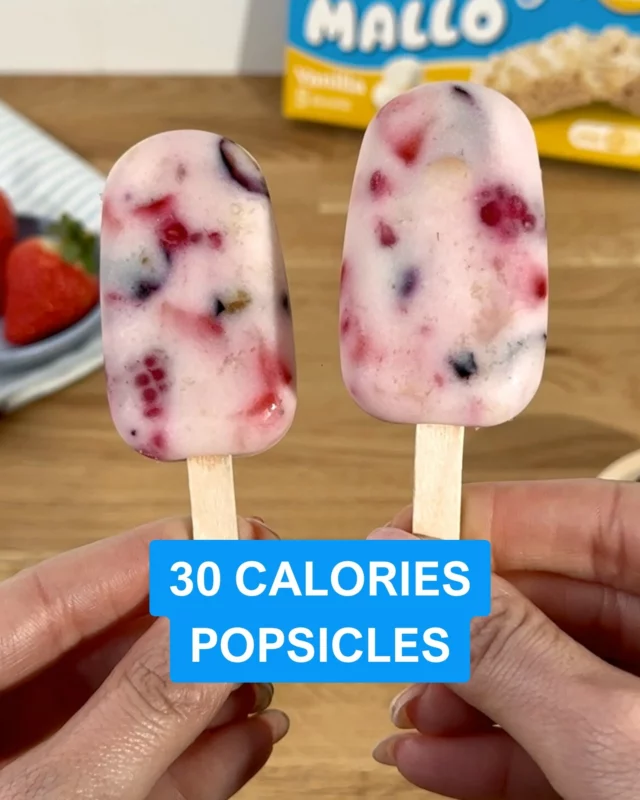 SUNS OUT! Time for a deliciously cool
Skinny Bars Treat 😎

Try this super easy Skinny Ice Lolly recipe now 😍

#skinnybars #lowcalorierecipes #easyrecipes